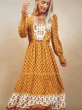 In Loom Maxi Dress L